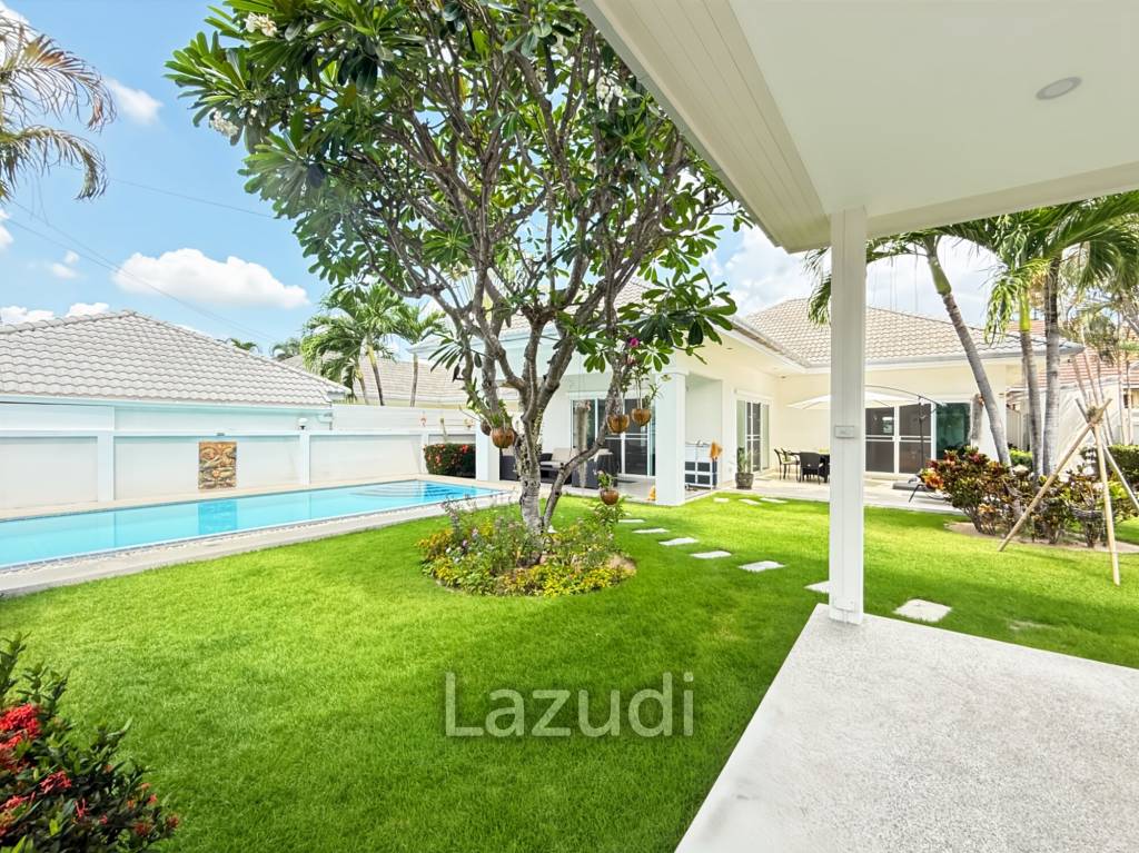 The Gold: Very well kept 3 bedroom pool villa!