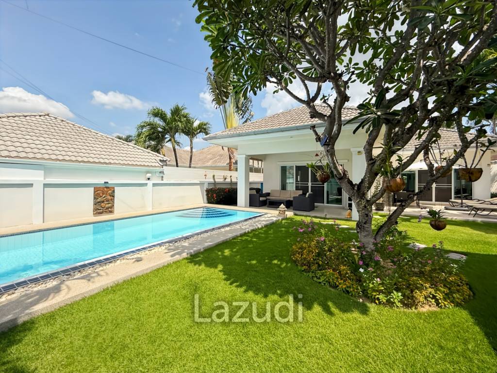 The Gold: Very well kept 3 bedroom pool villa!