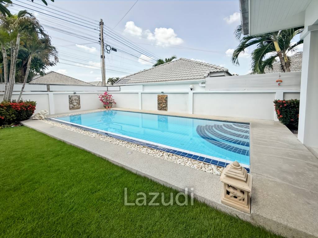 The Gold: Very well kept 3 bedroom pool villa!