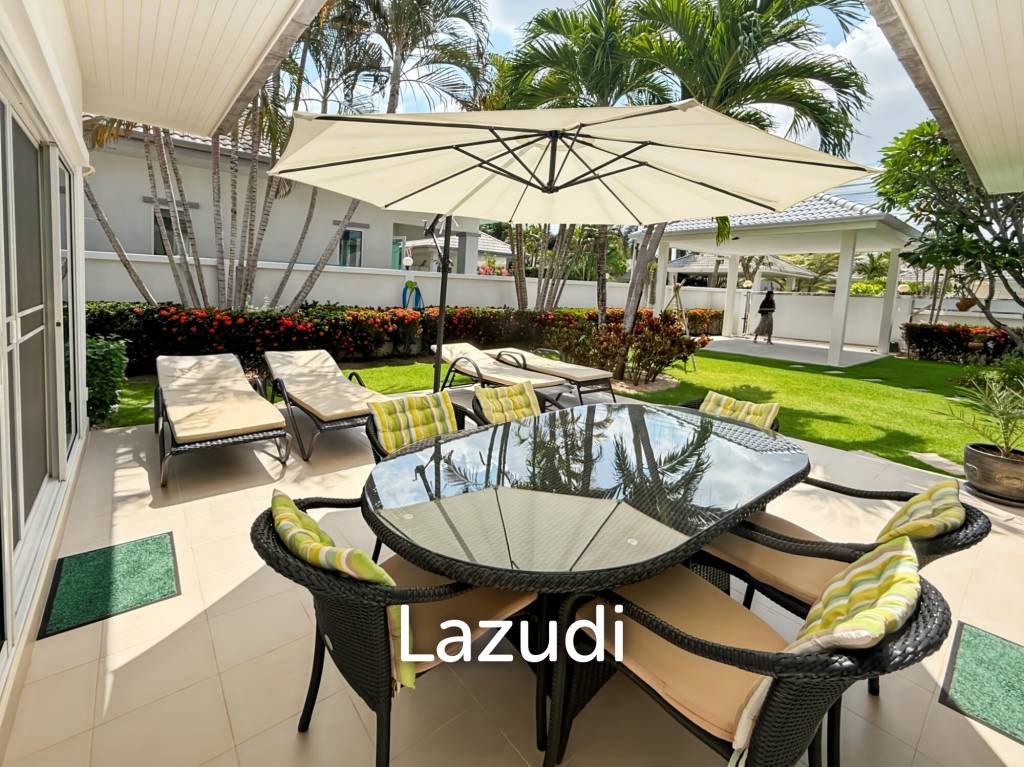 The Gold: Very well kept 3 bedroom pool villa!