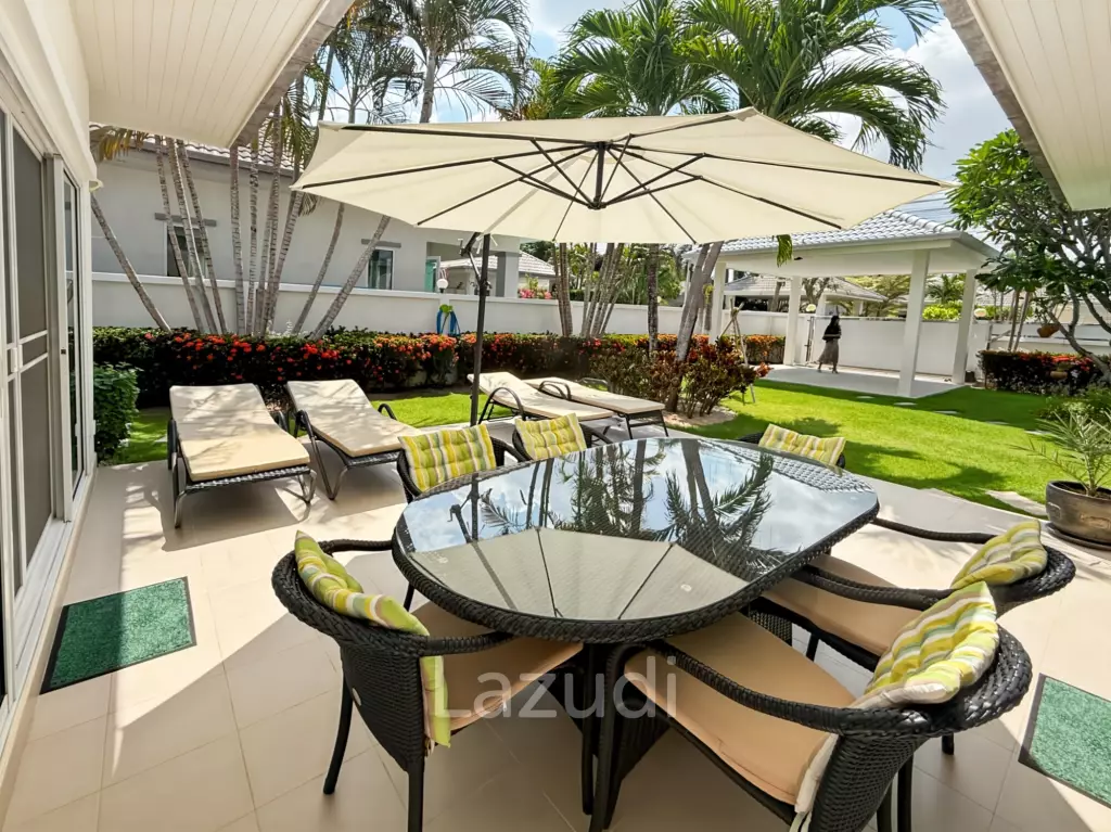 The Gold: Very well kept 3 bedroom pool villa!