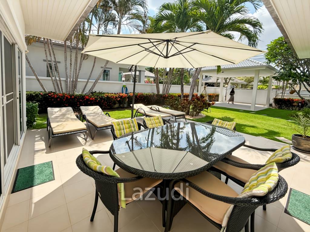 The Gold: Very well kept 3 bedroom pool villa!