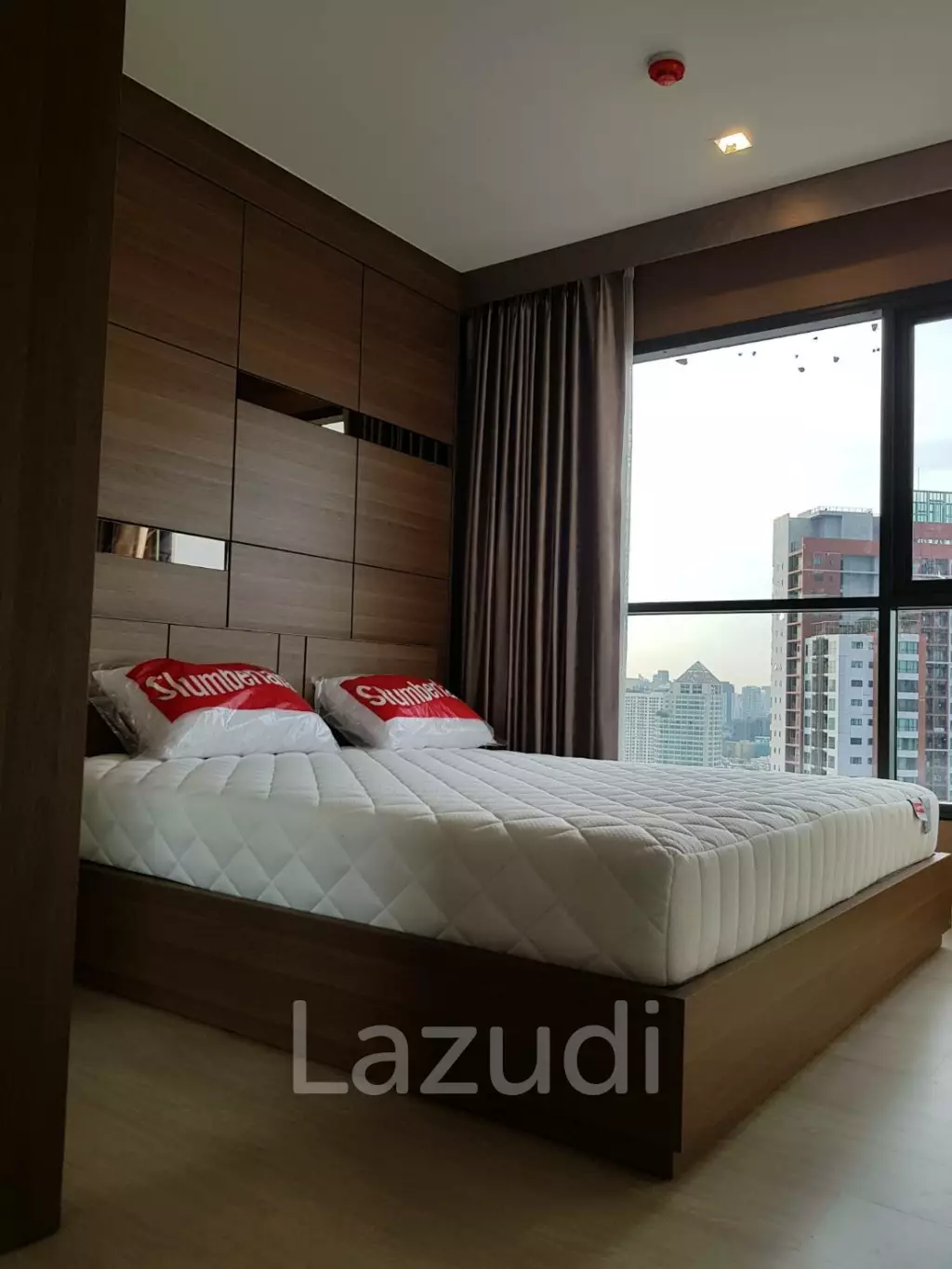 1 Bedroom 1 Bathroom 32 SQ.M Life Sukhumvit 48