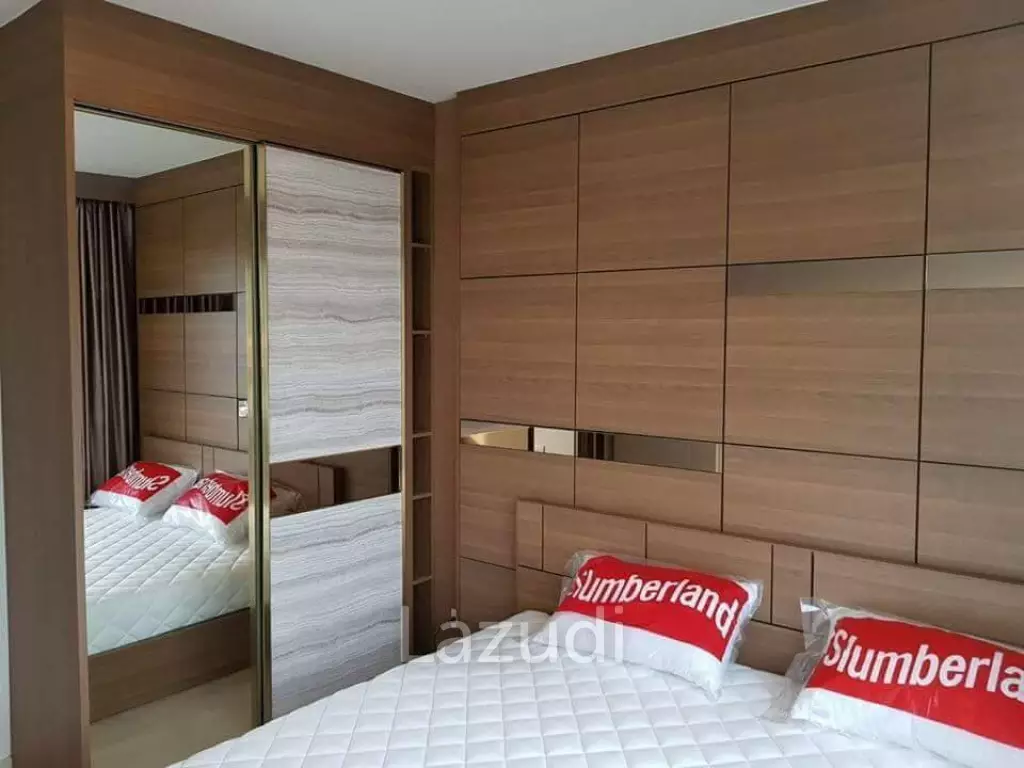 1 Bedroom 1 Bathroom 32 SQ.M Life Sukhumvit 48