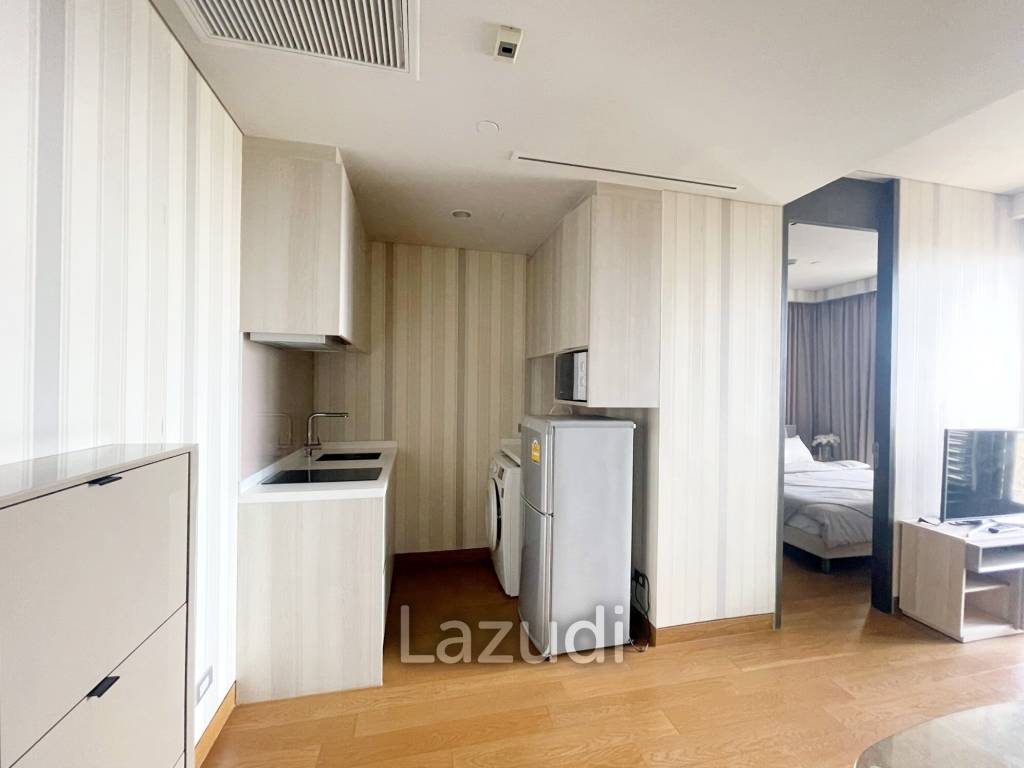 1 Bed 1 Bath 32 SQ.M The Lumpini 24