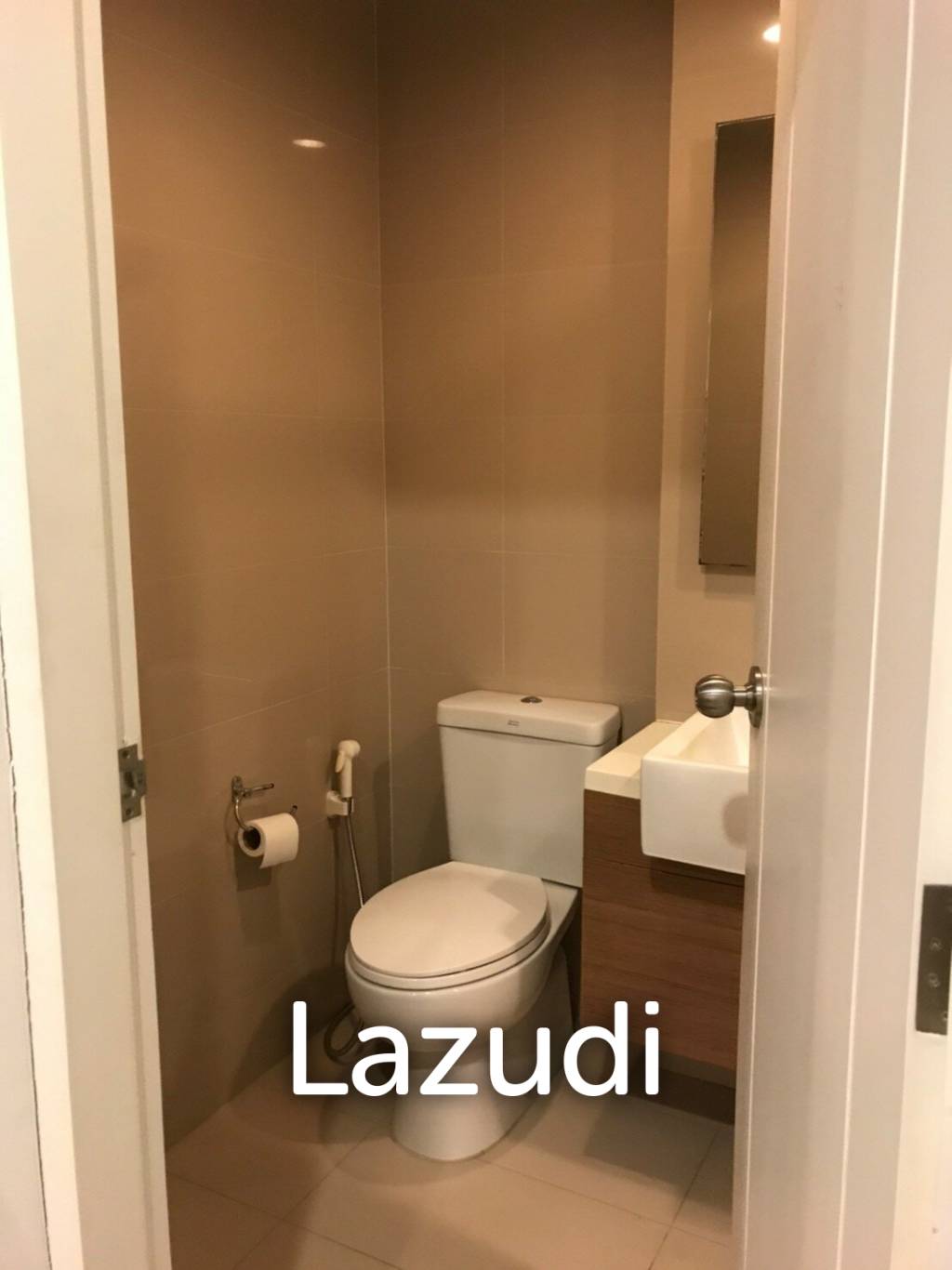 1 Bed 1 Bath 40 Sqm Condo For Sale With Tenant