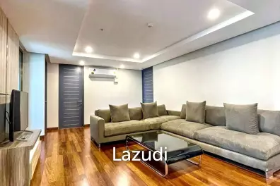 3 Bed 3 Bath 215 Sqm Service apartment for Rent