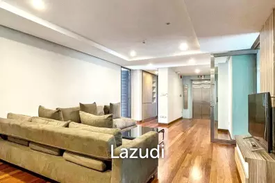 3 Bed 3 Bath 215 Sqm Service apartment for Rent