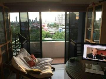 Eastwood Park 4 bedroom condo for sale