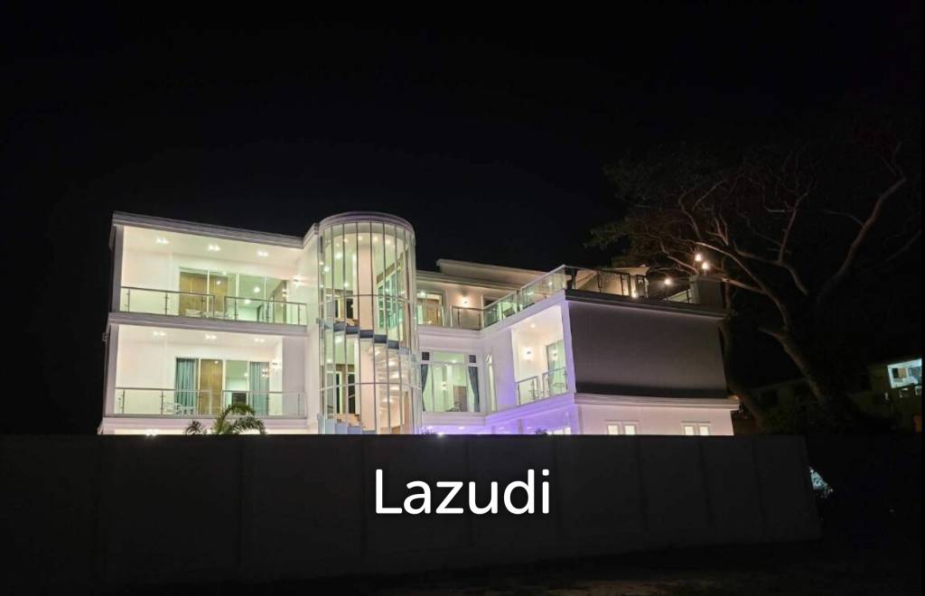 New Grand Pool Villa Pattaya near Walking Street