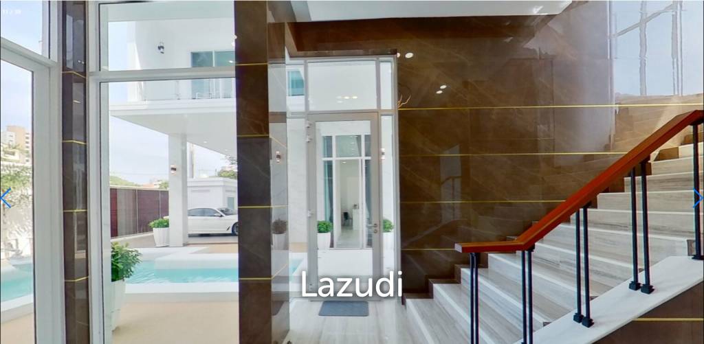 New Grand Pool Villa Pattaya near Walking Street