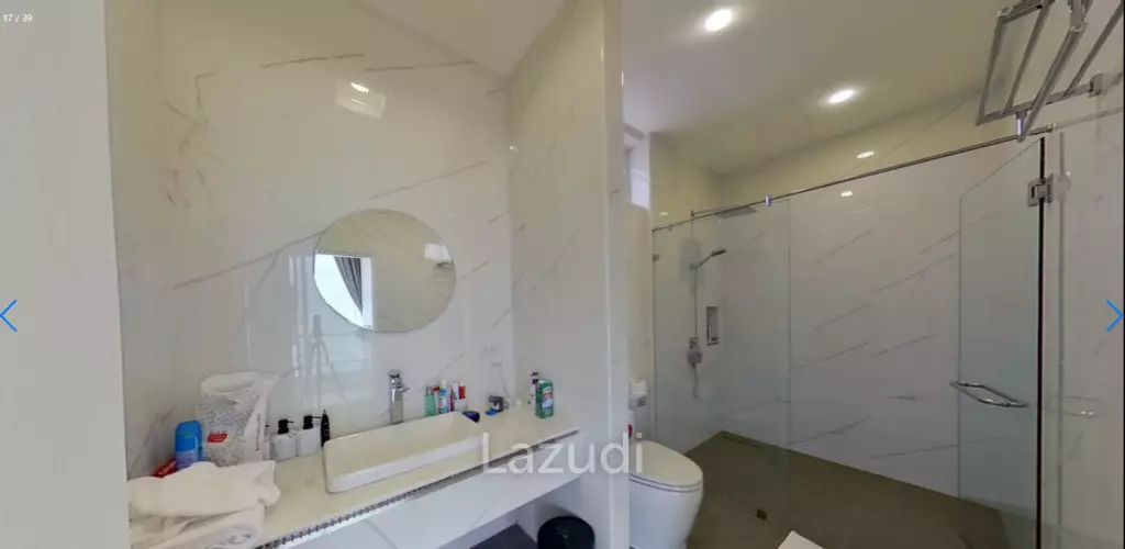 New Grand Pool Villa Pattaya near Walking Street