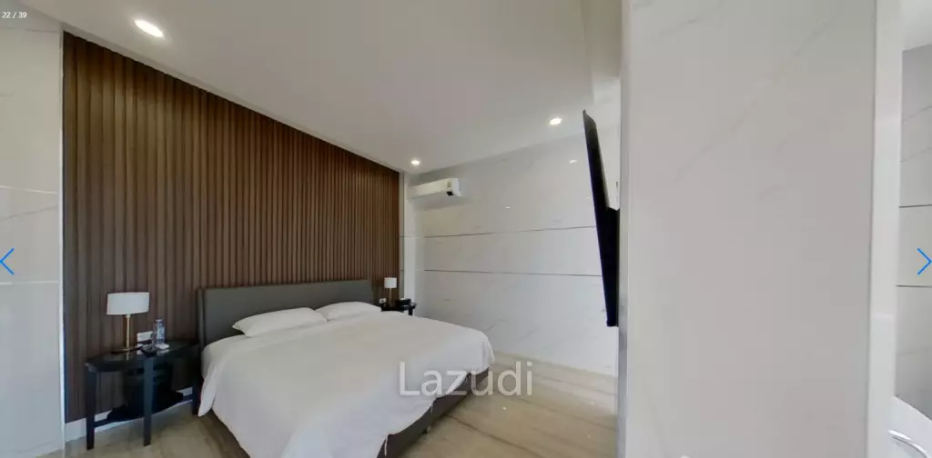 New Grand Pool Villa Pattaya near Walking Street