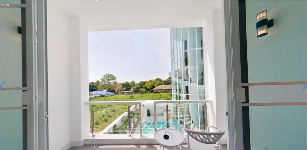 New Grand Pool Villa Pattaya near Walking Street