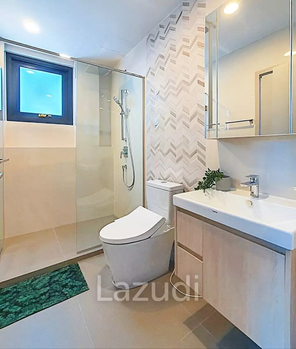 2 Bed 1 Bath 41 SQ.M OKA HAUS Sukhumvit 36