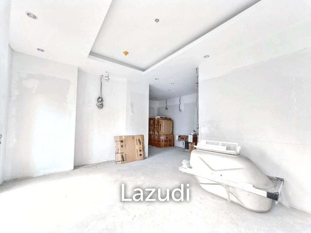 3 Bed 3 Bath 213.88 Sqm Condo For Sale