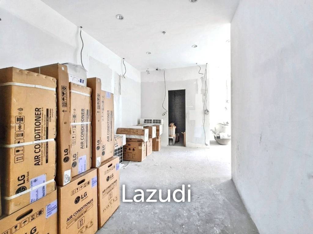 3 Bed 3 Bath 213.88 Sqm Condo For Sale