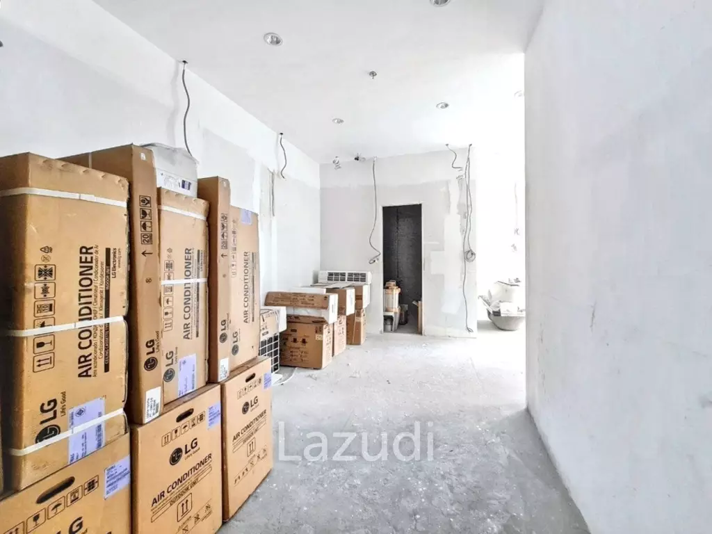 3 Bed 3 Bath 213.88 Sqm Condo For Sale