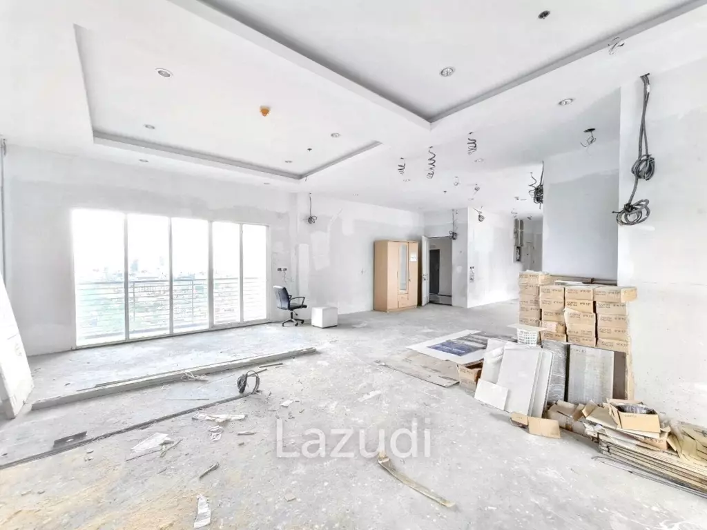 3 Bed 3 Bath 213.88 Sqm Condo For Sale