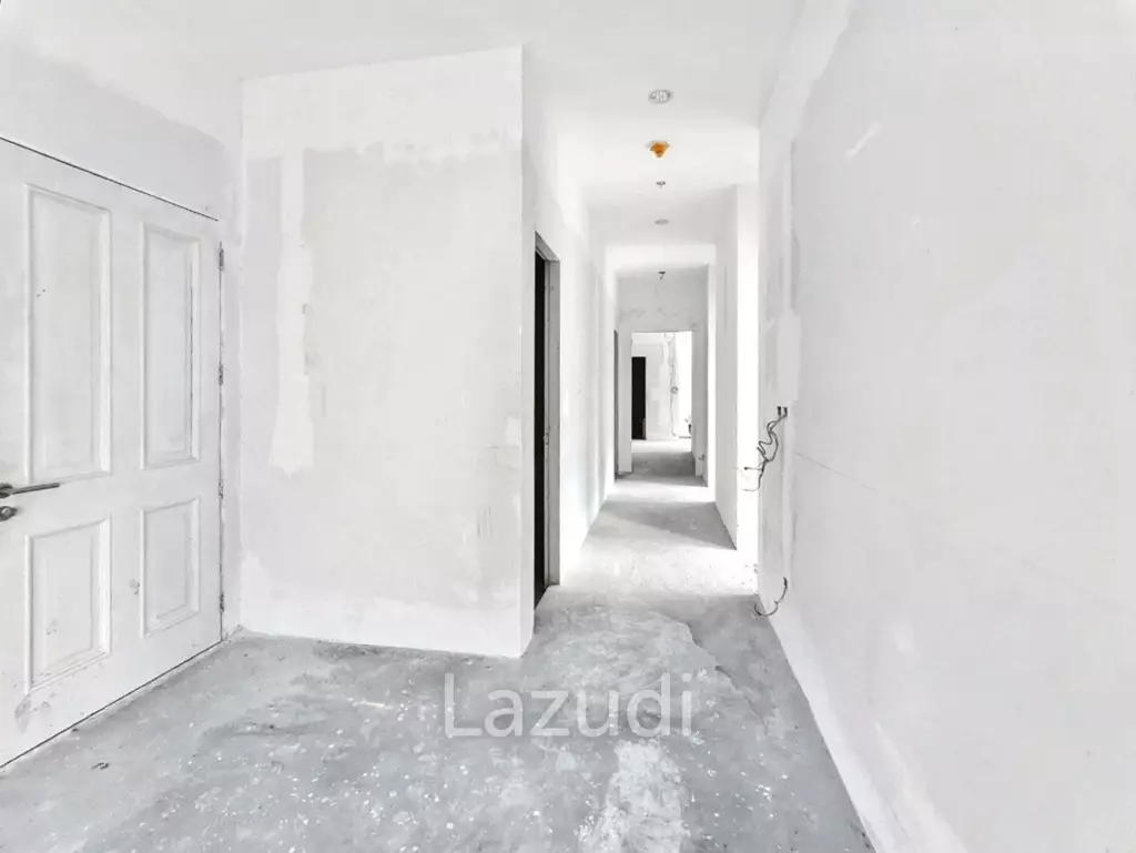 3 Bed 3 Bath 213.88 Sqm Condo For Sale