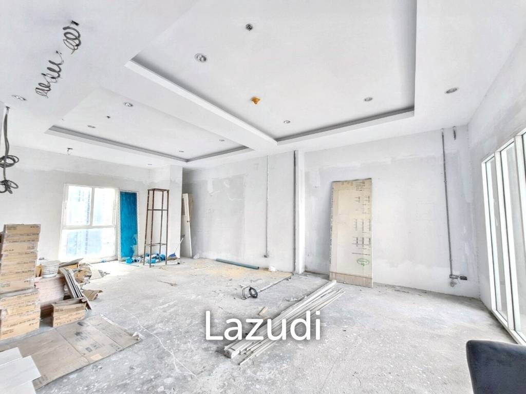 3 Bed 3 Bath 213.88 Sqm Condo For Sale
