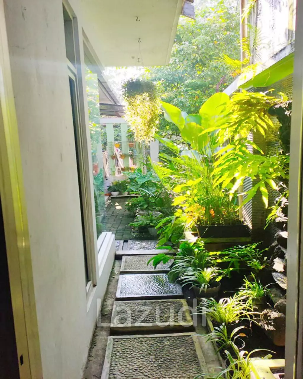 Rumah Dijual di Blora Dekat Luwes Mall, Alun-alun Blora, RSUD Dr. R Soetijono Blora, Tugu Pancasila Blora, Pasar Induk