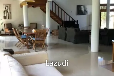 Investasi hak milik villa 3 kamar dengan pemandangan sawah di Berawa BALI