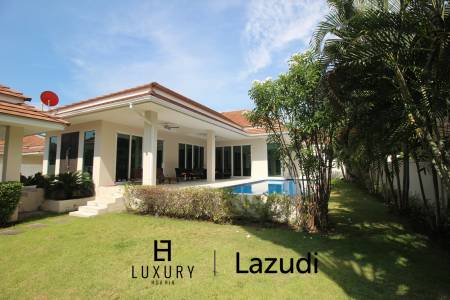 570 ตร.ม 3 เตียง 2 อาบน้ำ วิลล่า For ขาย