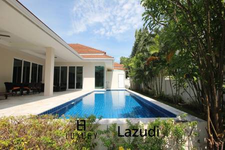 570 ตร.ม 3 เตียง 2 อาบน้ำ วิลล่า For ขาย