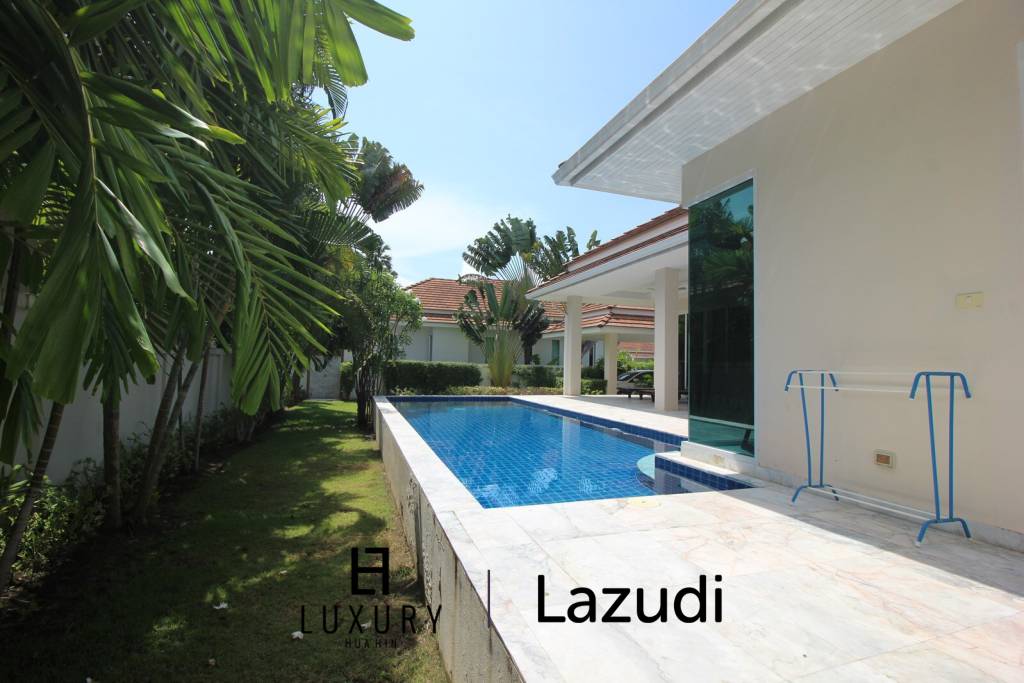 570 ตร.ม 3 เตียง 2 อาบน้ำ วิลล่า For ขาย