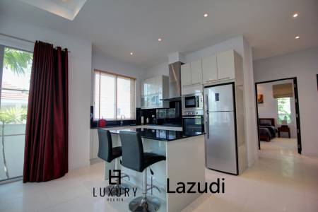 570 ตร.ม 3 เตียง 2 อาบน้ำ วิลล่า For ขาย