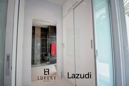 570 ตร.ม 3 เตียง 2 อาบน้ำ วิลล่า For ขาย