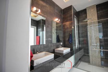 3 Bed 2 Bath Pool Villa For Sale