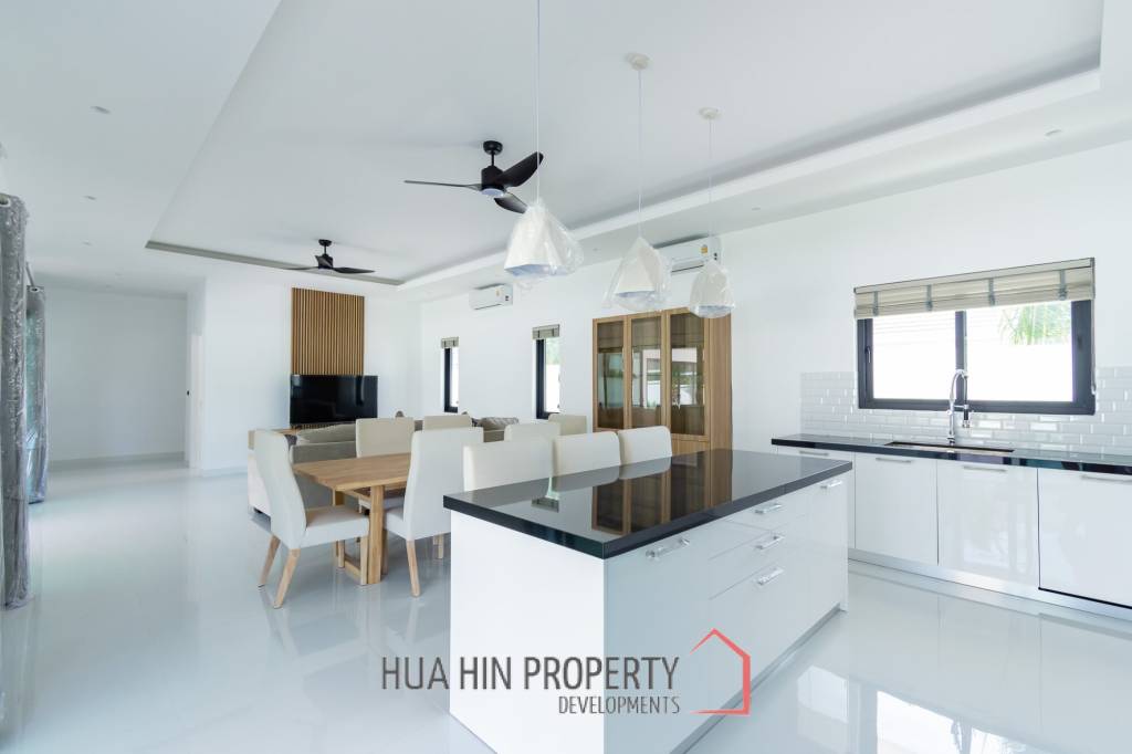 3 Bed 3 Bath 275.50 SQ.M The Clouds Hua Hin 2