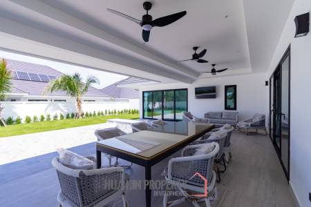 3 Bed 3 Bath 275.50 SQ.M The Clouds Hua Hin 2