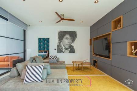 LA LUA : Outstanding 4 Bed Pool Villa on Resort Development close to Banyan Golf Course