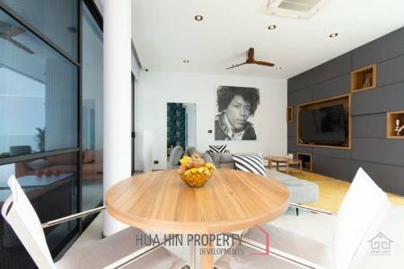 LA LUA : Outstanding 4 Bed Pool Villa on Resort Development close to Banyan Golf Course