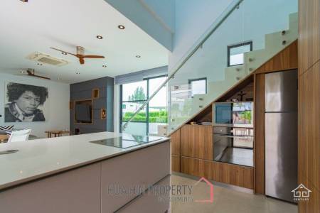 LA LUA : Outstanding 4 Bed Pool Villa on Resort Development close to Banyan Golf Course