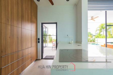 LA LUA : Outstanding 4 Bed Pool Villa on Resort Development close to Banyan Golf Course