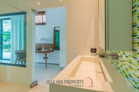 LA LUA : Outstanding 4 Bed Pool Villa on Resort Development close to Banyan Golf Course