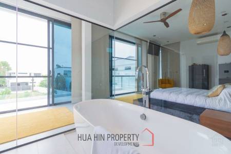 LA LUA : Outstanding 4 Bed Pool Villa on Resort Development close to Banyan Golf Course
