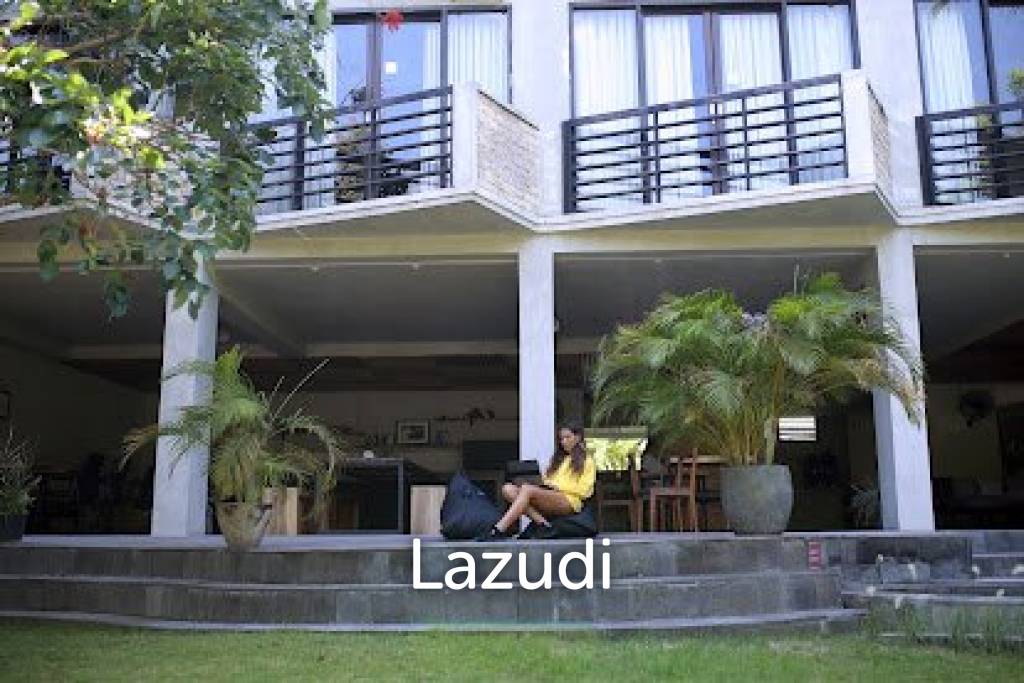 Stunning Freehold 30 bedroom hotel in Echo beach