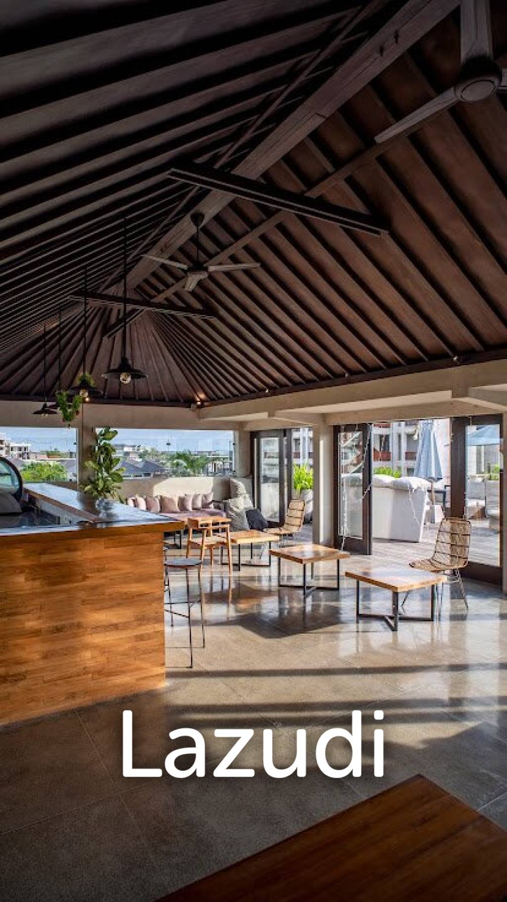 Stunning Freehold 30 bedroom hotel in Echo beach