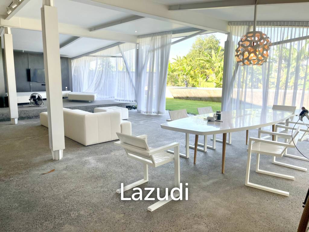 Architectural masterpiece 6 bedroom villa in Pererenan Bali