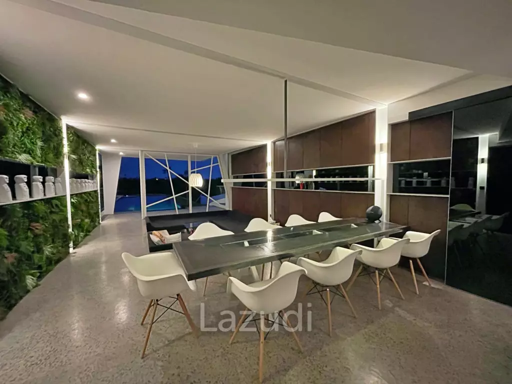 Architectural masterpiece 6 bedroom villa in Pererenan Bali