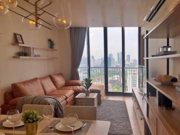 2 bedroom condo for sale with tenant at Park 24