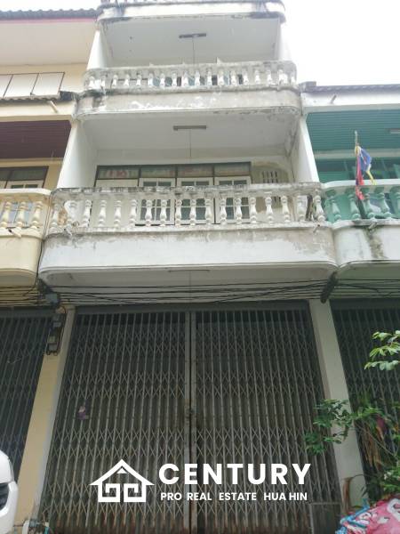 Cheapest Townhouse in the center of Hua-Hin
