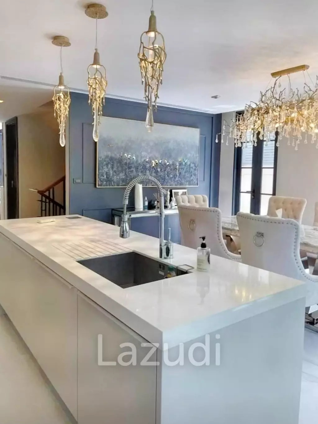 4 Bed 5 Bath 425 SQ.M at Quarter 31