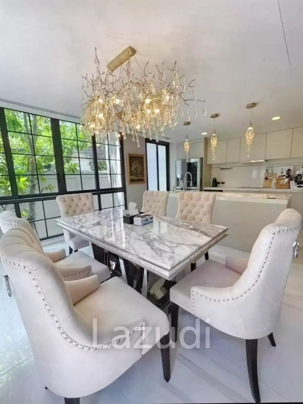 4 Bed 5 Bath 425 SQ.M at Quarter 31