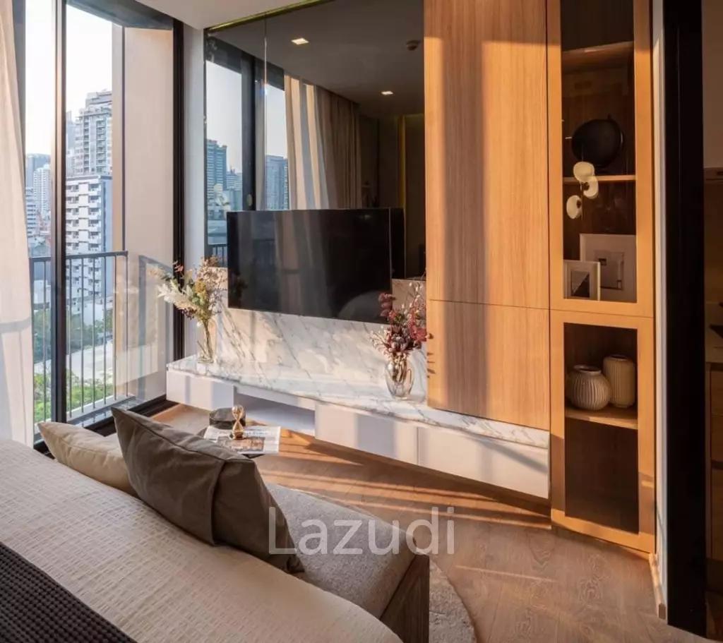 Studio 1 Bath 28 SQ.M Noble Around 33